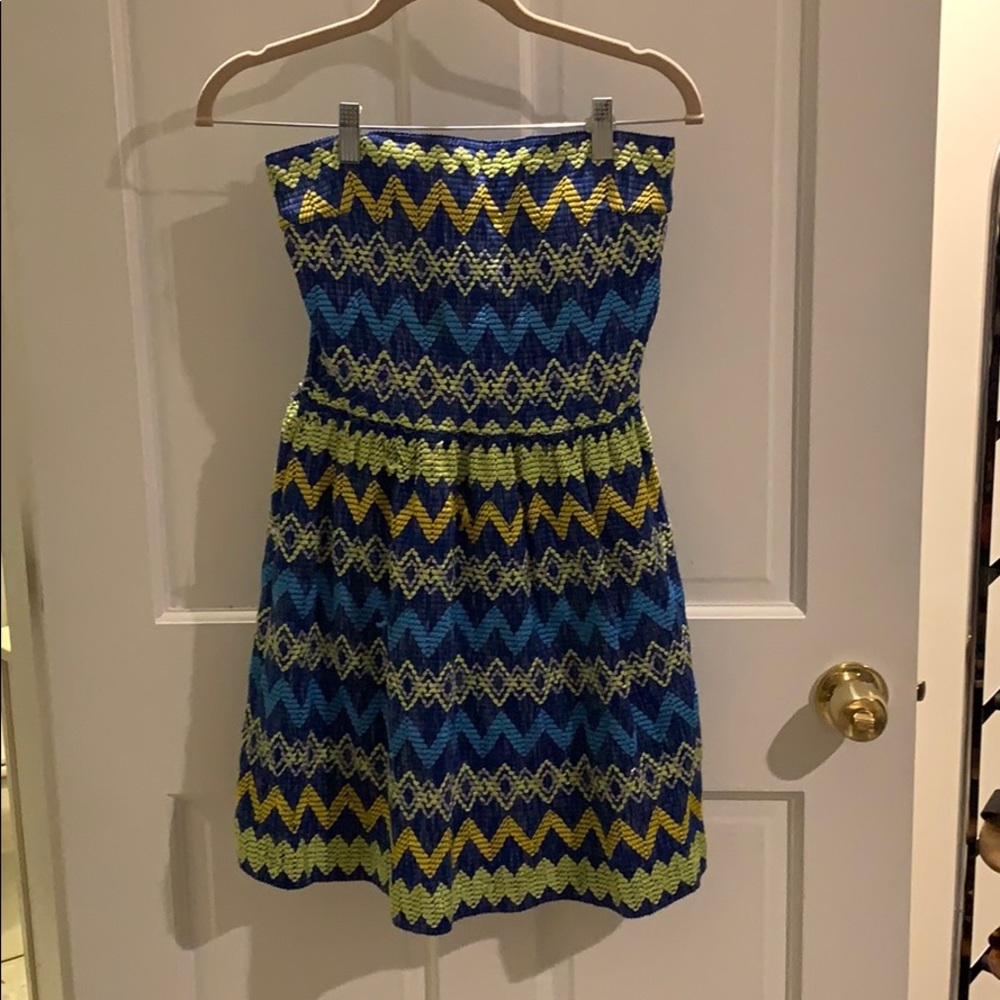 strapless dress